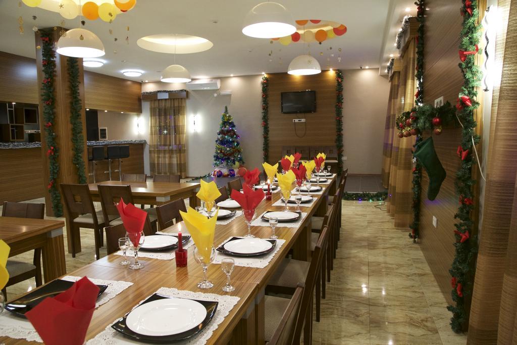 Lacasa Hotel Atyrau Ngoại thất bức ảnh