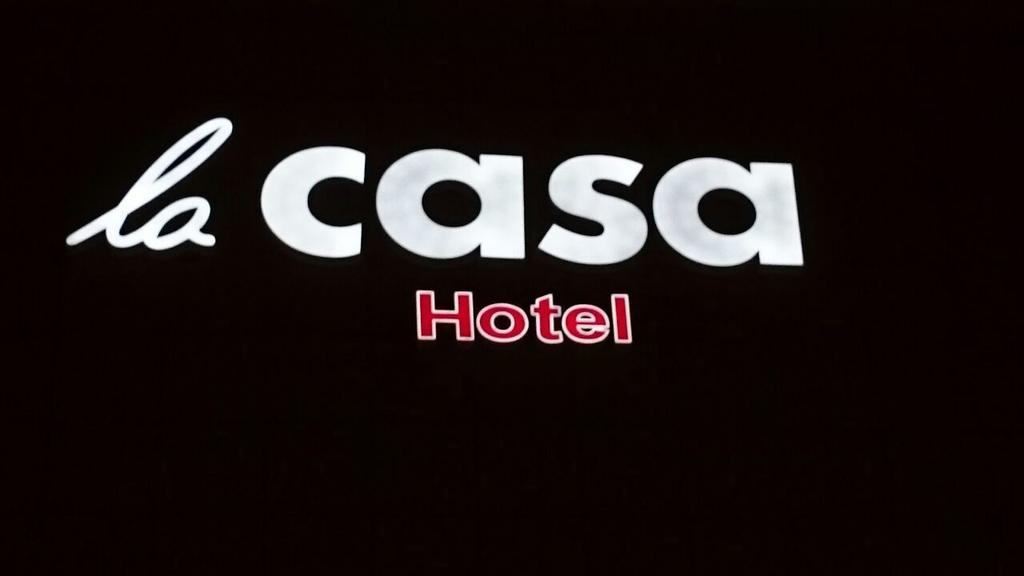 Lacasa Hotel Atyrau Ngoại thất bức ảnh