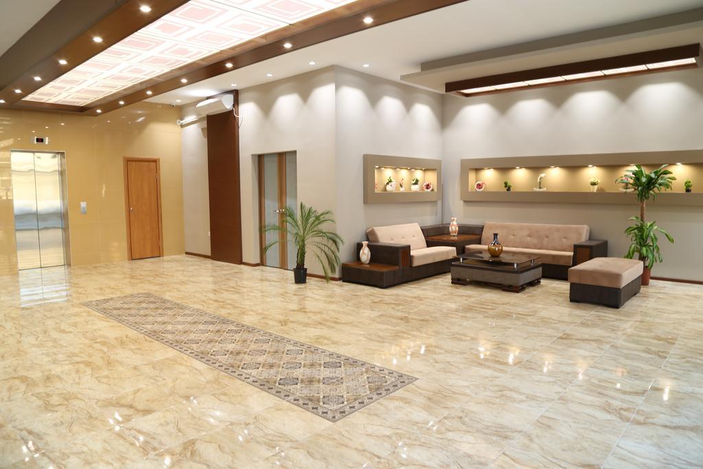 Lacasa Hotel Atyrau Ngoại thất bức ảnh